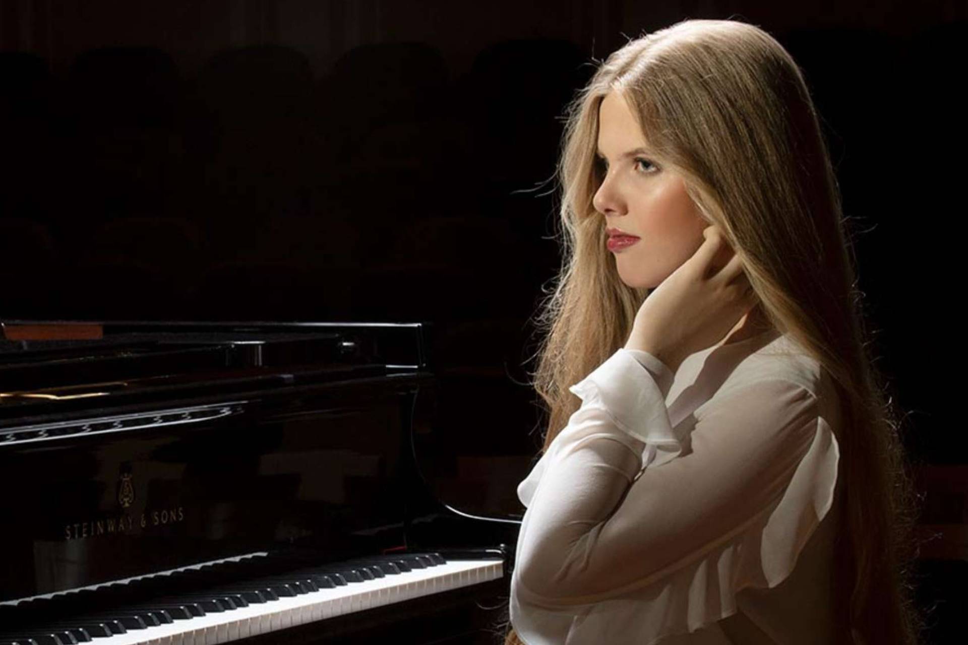 Conciertos para piano No. 2 y 4 de Rachmaninov | Eva Gevorgyan, piano | Roberto Beltrán - Zavala, director 