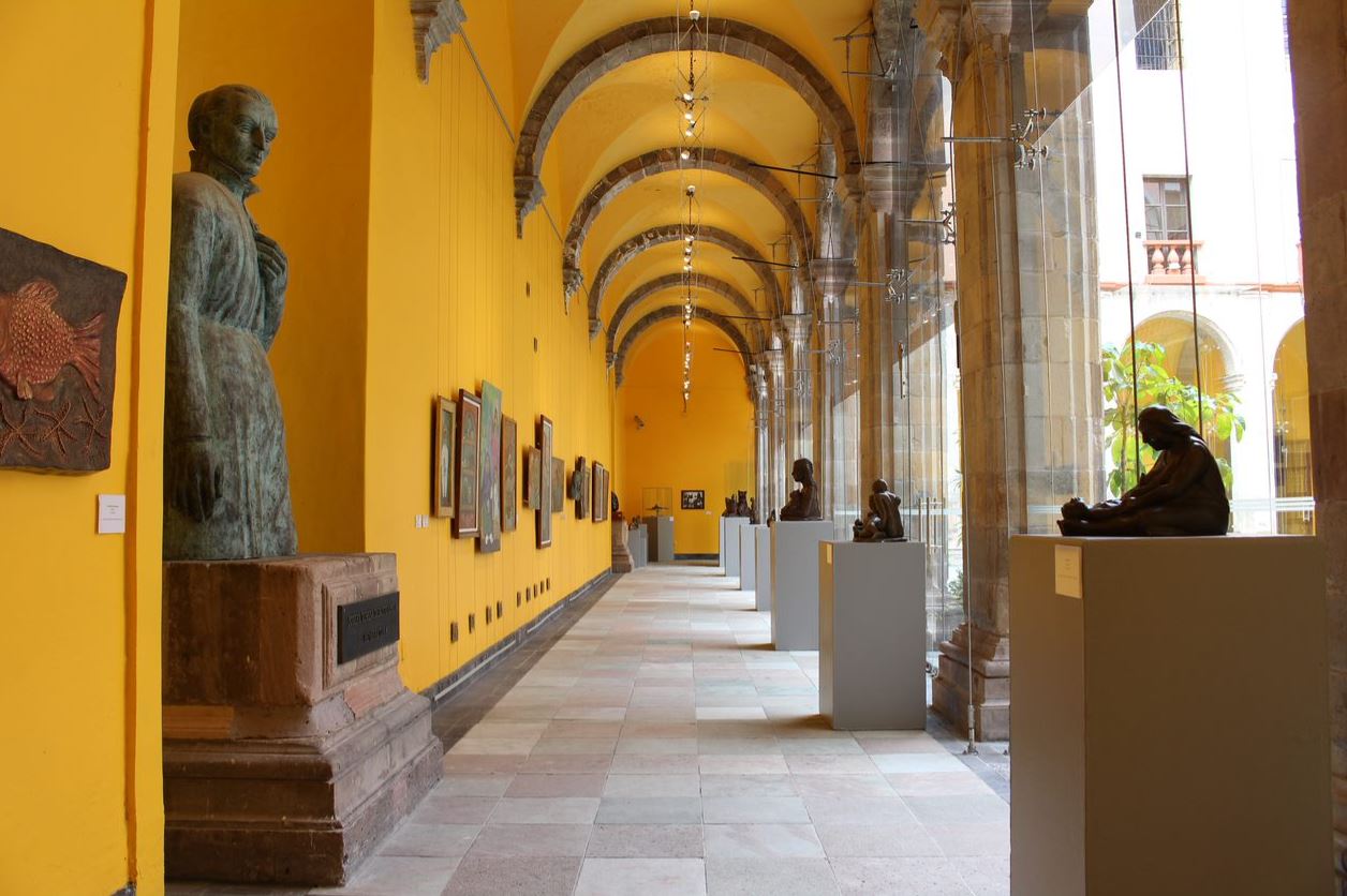 Corredor Chávez Morado. Universidad de Guanajuato